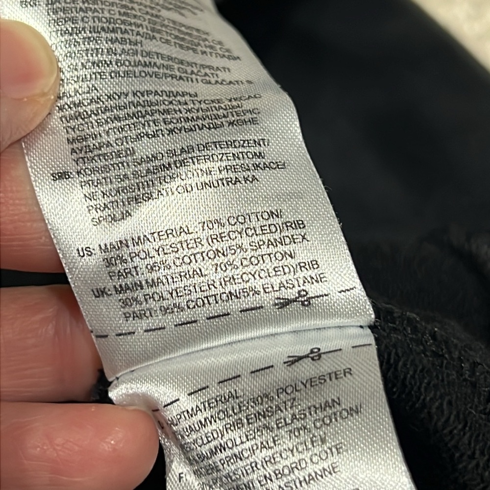 Adidas Sweater - Picture 6 of 7